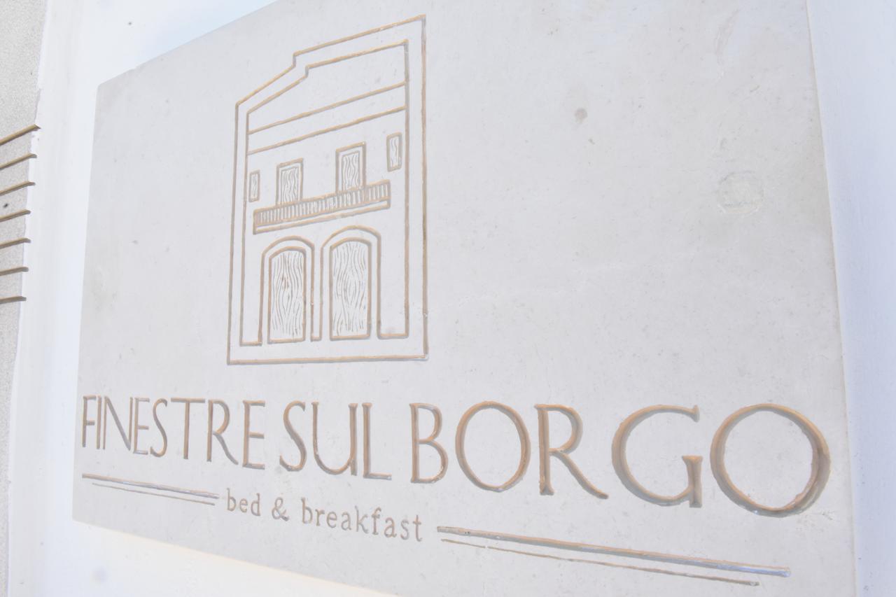 לינה וארוחת בוקר קאסאנו דלה מורג'ה Finestre Sul Borgo מראה חיצוני תמונה